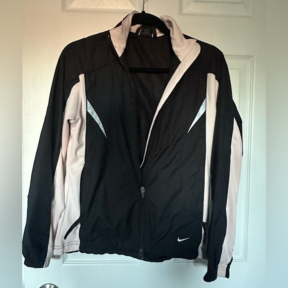 Retro Classic Nike Women’s Windbreaker Running Cycling Jacket | Reflective - Picture 10 of 10